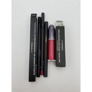 MAC makeup in bundle